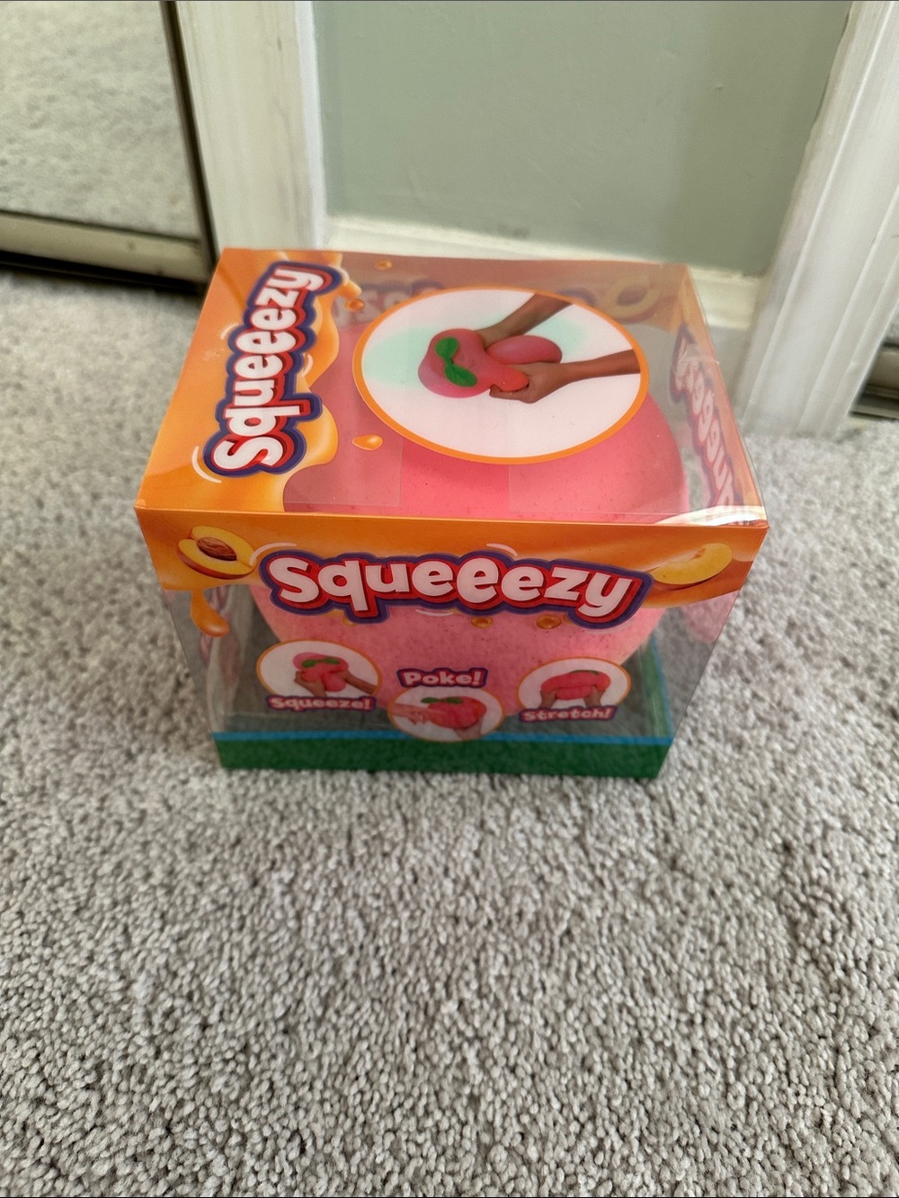 Squeeze Squeezezy Pink Toy